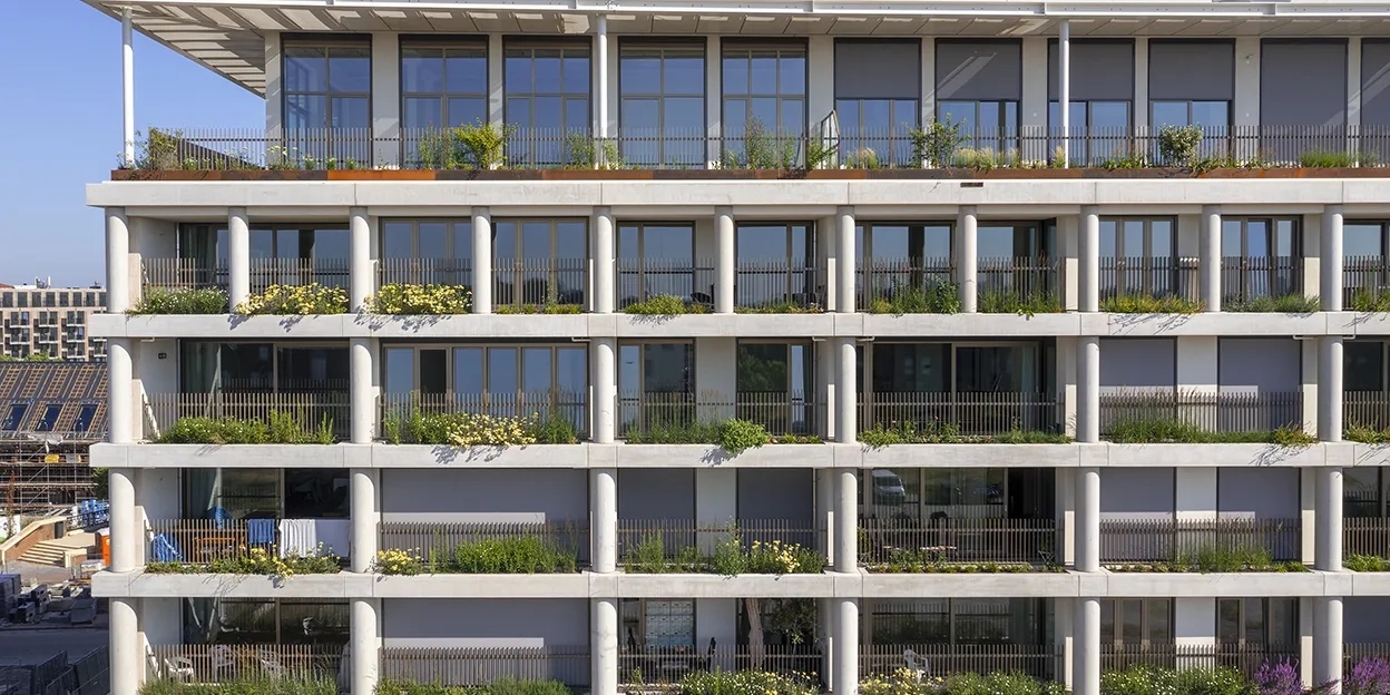 Valkons met beplanting